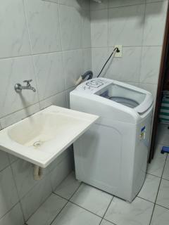 Suíte completa e poucos metros da praia - 3