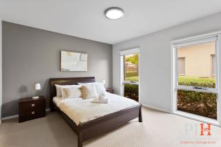 Townhouse with Shared Pool in Cowes - 6