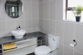 Saints boutique lodge - Bloemfontein - 9