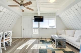 The Surfside A Frame - Iconic Unique Ocean View - 4