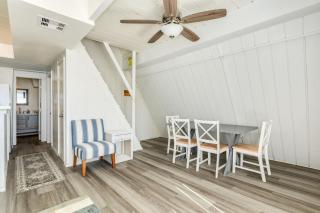 The Surfside A Frame - Iconic Unique Ocean View - 1