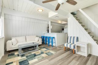 The Surfside A Frame - Iconic Unique Ocean View - 5