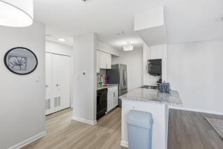 Cozy Modern 1BR at The Taylor - 7