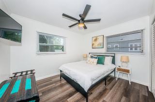 Hidden Gem 3 Bedroom Home - 2