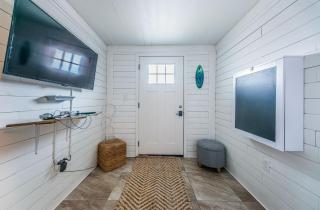 Sunshine Tropical Villa - 4