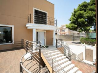 EXCLUSIVA CASA INDEPENDIENTE 16 ppl - 8