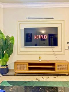 Elite 3BHK Abode - 8