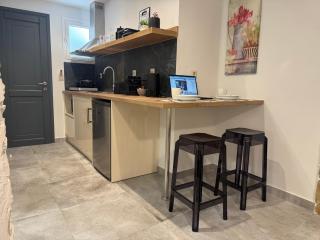 Vladimiros Apartments - 5