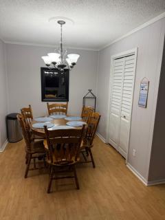 Amenities and beach access! - 8