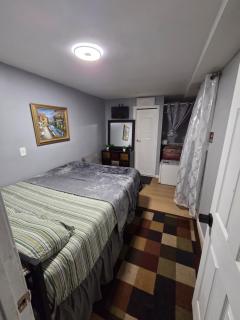 Renovated Room with Private Bath in Ground Floor 3BR - 7
