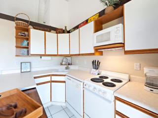 #04 Black Sand Beach Condo - 1