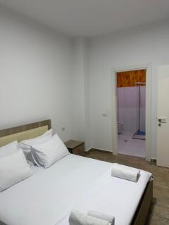 Private Garden Apartment Tirana - 6