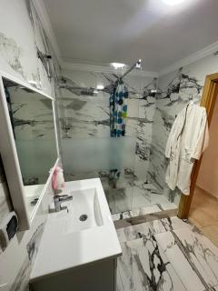 Luxury Marina 49 - 7