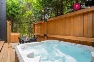 La Marie-Clémentine de Portneuf / Private hot tub, Pool & Billard - 1