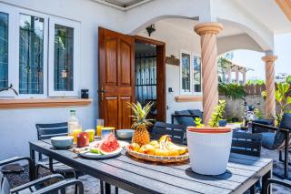 Good Place, Tropical House near Beach Rooftop - 8