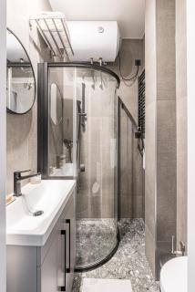 M-Size Modern Studio City Center - 2