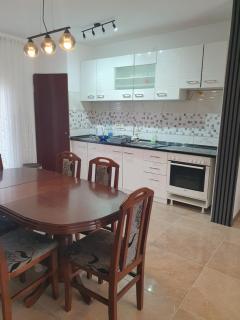 S4 Cute 3-bedroom apartment at nice place in Pančevo - 5
