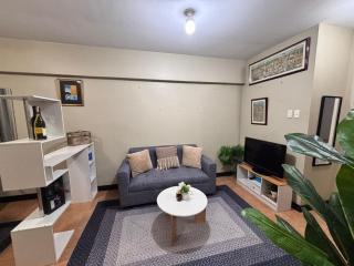 Modern 2BR Condo in Acacia Estate, Quiet & Green - 8
