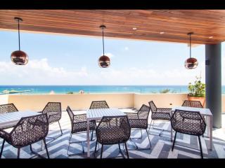 1BR 1BA in Singular Joy, best location in town - 1