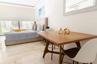 Studio with AC Pool Gym, Rooftop view 100MB WIFI - 2