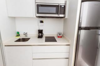 Studio with AC Pool Gym, Rooftop view 100MB WIFI - 1