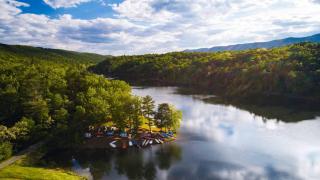 Bryce Cabin - Hot Tub, Fire Pit, Pets, Screened Porch, Wi-Fi - 3