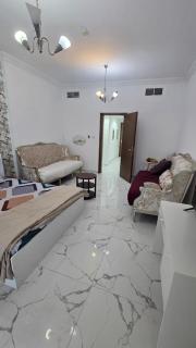 Sea View 2BR in Rashidiya 1 Ajman - 5