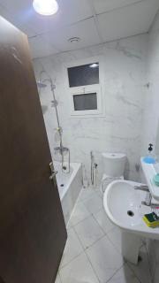 Sea View 2BR in Rashidiya 1 Ajman - 2