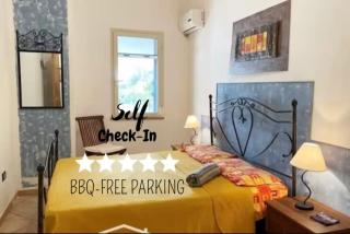 Free Parking San Teodoro 4 from the sea BBQ - 0