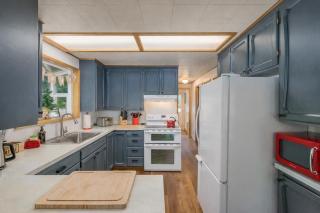 Chiwawa River Chalet by NW Comfy Cabins - 2