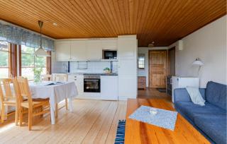 Cozy Home In Byxelkrok With Wifi - 8