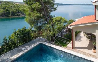 Beach Front Home In Novigrad - 3