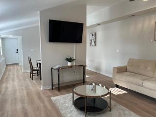 Sheffield Apt #3 - 6