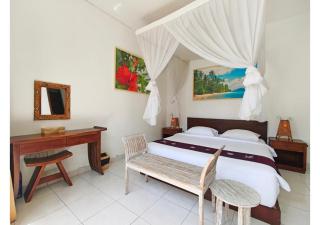 Clover Villa Sanur - 2