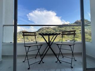 Modern 2BR Apartment with Balcony in San Gil PERFECT - 5