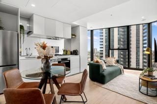 Gorgeous Melbourne Views - Stunning 2BR Southbank! - 7