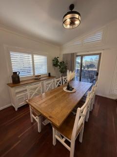 Acreage home on Lovedale Rd with EV and private vineyard - 7