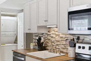 Fall Creek Farmhouse For 6 - 3