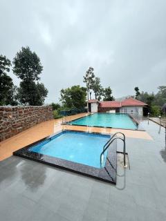 Red Roof Resort - Pool, Home Food, Coffee Estate, Near to falls & Trekking - 1