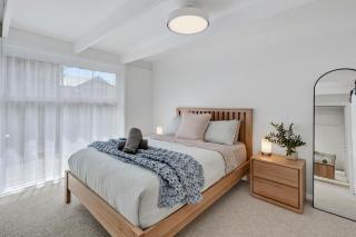 Retreat on Hitchcock- Barwon Heads, Pet friendly, 3 Bedroom, 2 Bathroom, Aircon, Modern, Single Level - 2
