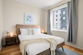 Super Central Apt with Parking, Tennis, Pool & Gym - 1