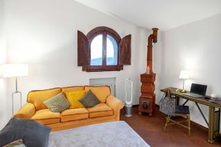 1800S Farmhouse Among Olive Trees Near Cerreto - 3