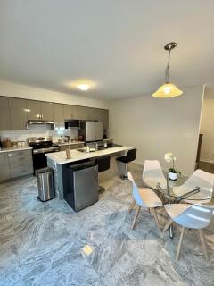 Whole House 4 Bedrooms 6 beds 3 bath family friendly Quite and relaxation area - 7