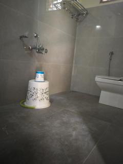 THE DOCkSIDE INN - 9