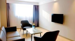 Magnotel Hotel Xuzhou Xinxin Yurun Plaza Zhongwu Road - 1