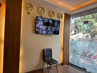 HOTEL BKC DOWNTOWN - NEAR US EMBASSY - 7