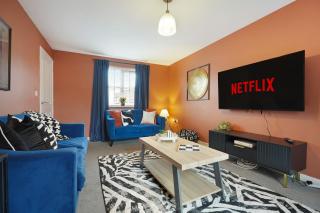 NEW! 3 Bed Home in Stockton-on-tees City Centre by Stay With Us, Ideal for Families & Large Groups, SLEEPS 5!! - 0