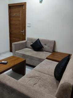 Simple city Loft with quite surroundings - 4