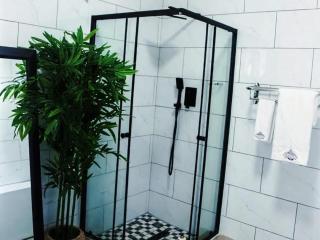 Elegance Boutique Hotel - 1