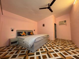 Serene Vistas Riverside Resort - 1